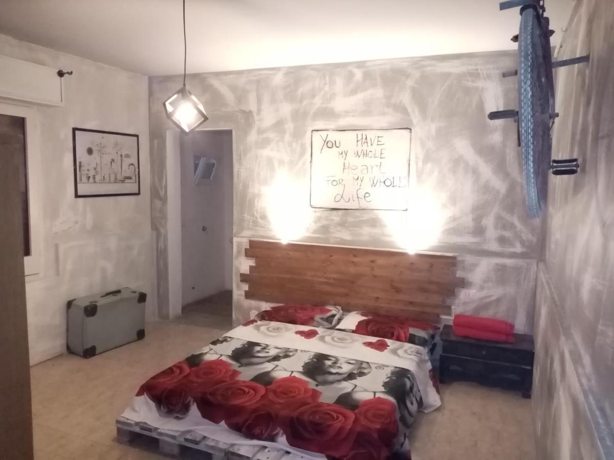 Guest House Parabita Kültér fotó